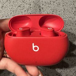 Beats Studio Buds 