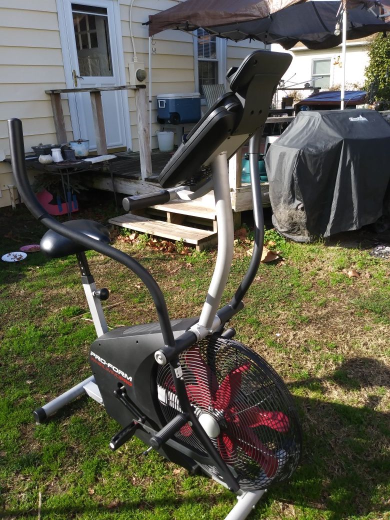 ProForm Whirlwind Pro stationary bike for Sale in Hampton, VA OfferUp