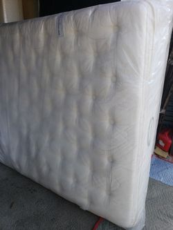 King bed set can deliver new pillow top