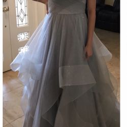 Beautiful Size 6 Gray Prom Dress
