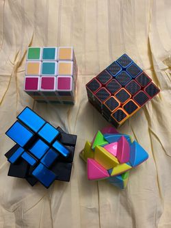 Rubiks Cube / Toys