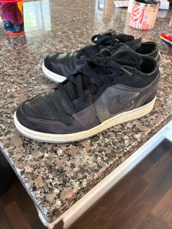 Nike Air Jordan 1 Low Black Sneakers