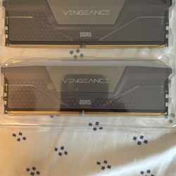 DDR5 32gb Of Ram For Pc. BRAND NEW NEVER USED 2x16 =32 