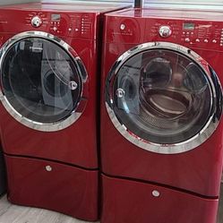 Electrolux Washer And Gas Dryer Semi-new Set For $785