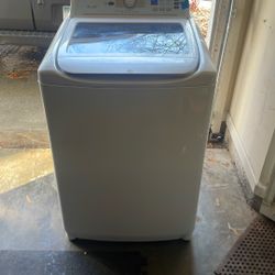 Insignia™ - 4.1 Cu. Ft. 11-Cycle Top-Loading Electric Washer - White