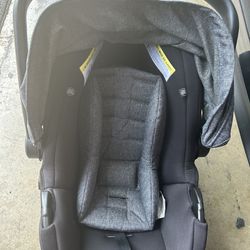 Evenflo Infant Car Seat And Base