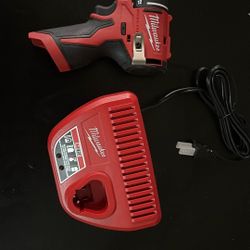 Milwaukee Compact Drill And Charger 