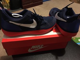 !Nike Solarsoft Run size 8