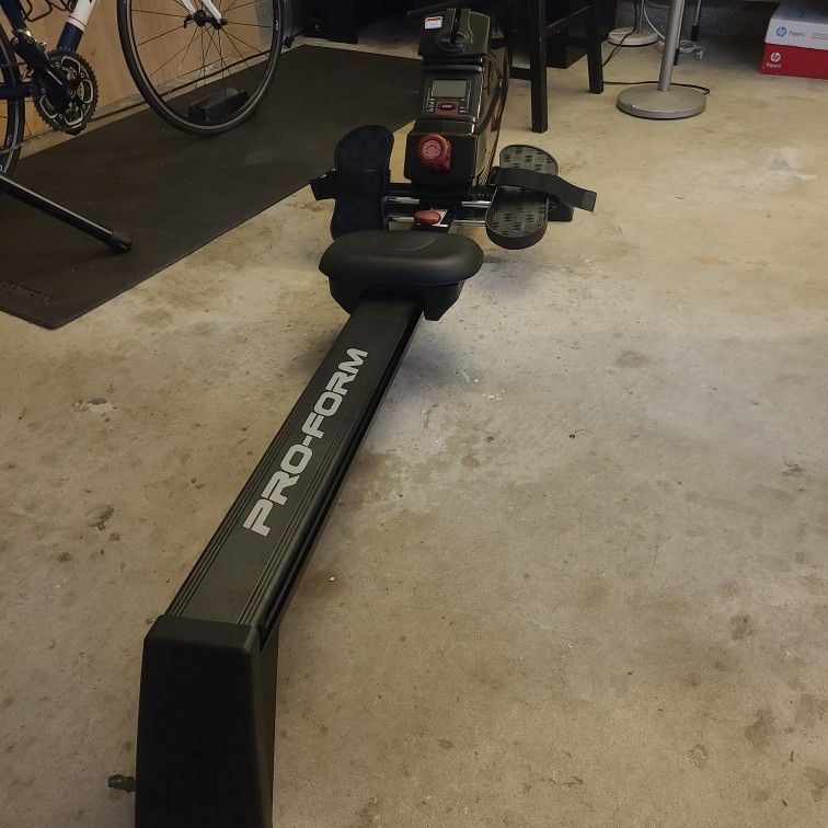 Rowing Machine Proform 440r