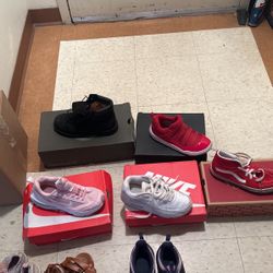 Used Sneaker/sandals