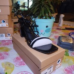 Strap Around Heel Black 
