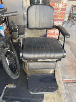 Barber chair