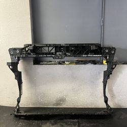 2021-2022-2023 VOLKSWAGEN ATLAS CROSS SPORT RADIATOR SUPPORT OEM USED