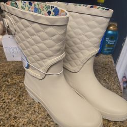 Rain boots