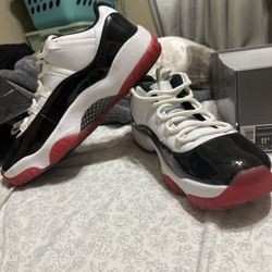 Air JORDAN 11 Retro Lows 