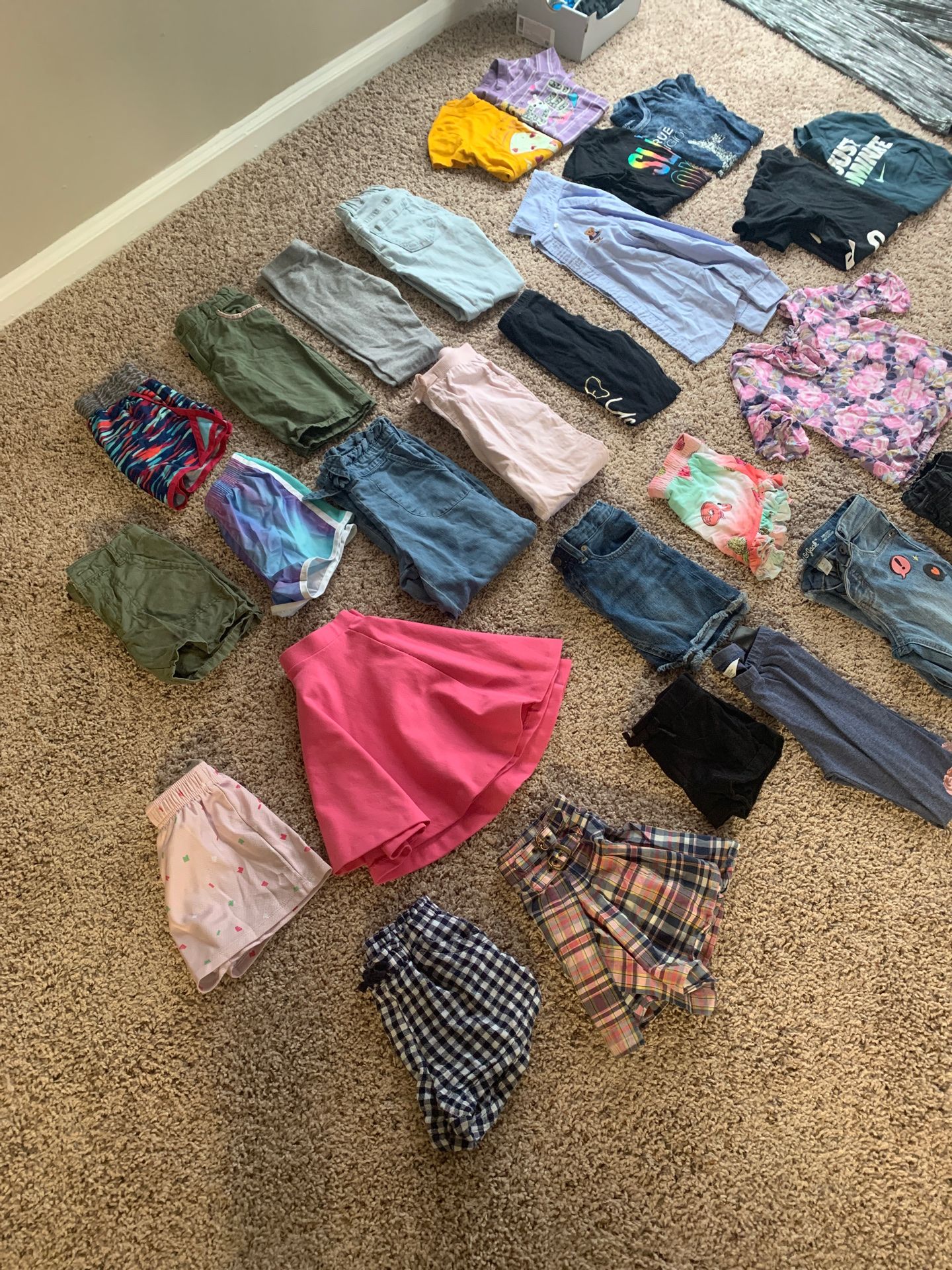 Kids clothing size 4-6