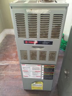 $2000 Trane 60,000 btu heat pump