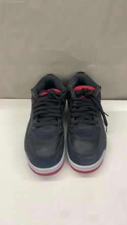 Nike shoes. Item No 343 (Shopgoodwill)