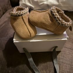 Ugg Baby Tasman 