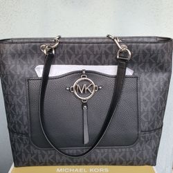 New Michael Kors Women's