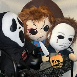 KID ROBOT HUG ME HORROR CHARACTERS