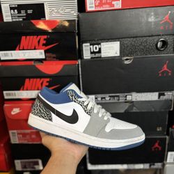 Jordan 1 Low SE True Blue size 9.5 VNDS