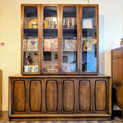 Large MCM Vintage Emphasis Collection Walnut China Hutch & Credenza by Broyhill