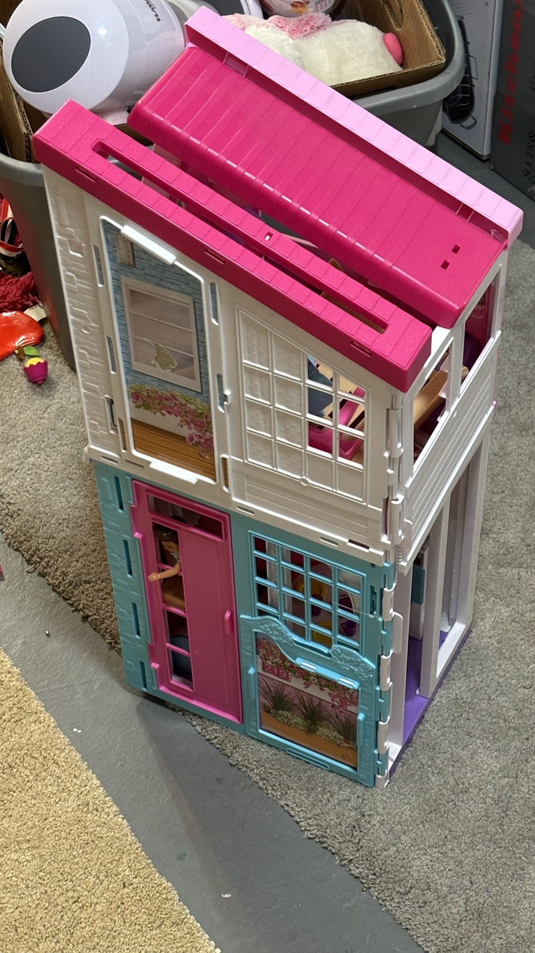 Barbie Malibu house