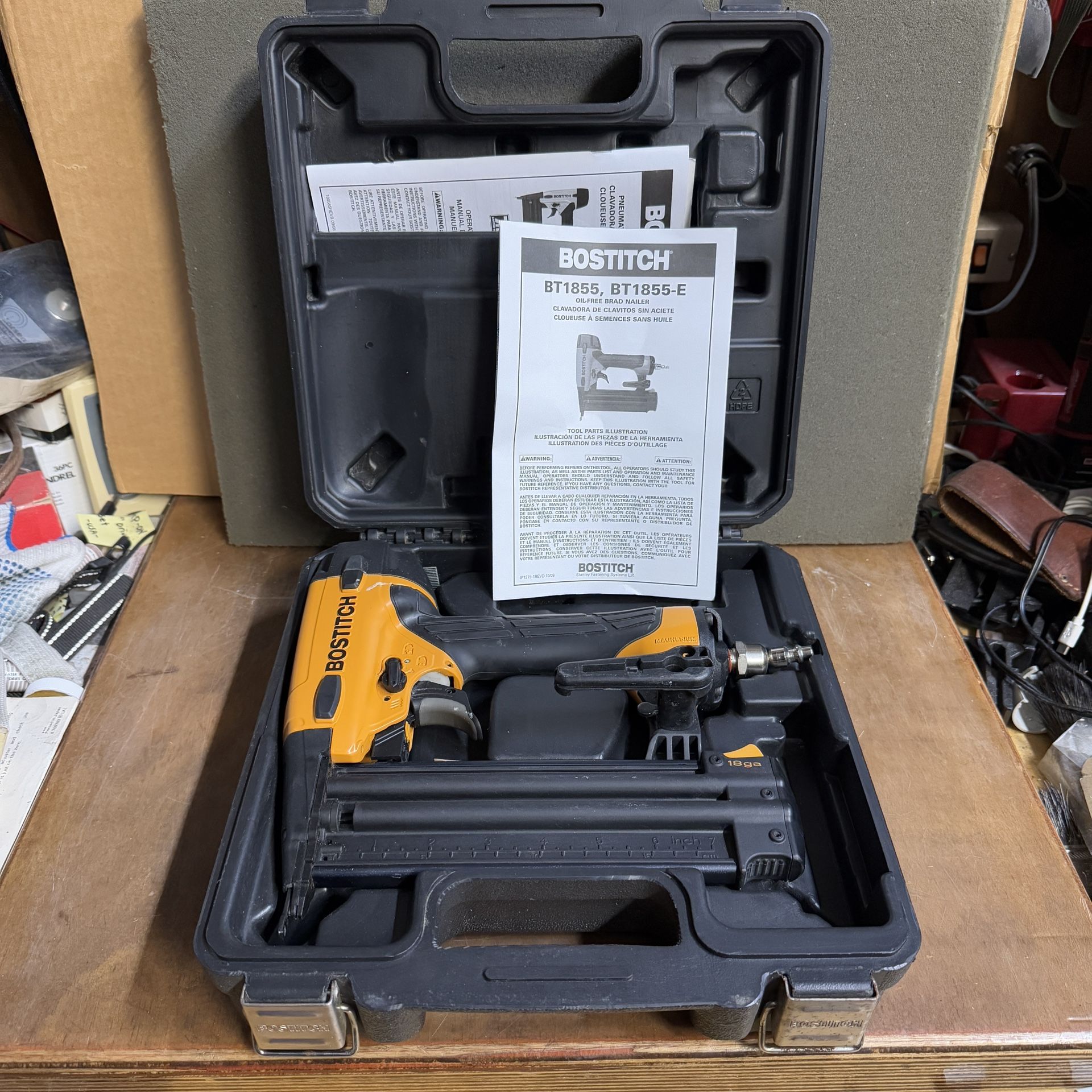 Bostitch BT1855 18-Gauge Pneumatic Brad Nailer, 5/8 - 2 1/8” Brad Nails