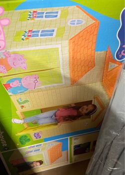 New in box indoor or outdoor play house