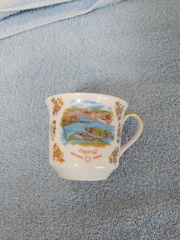 Vintage 1967 Montreal Expo Canada 6oz Souvenir Teacup