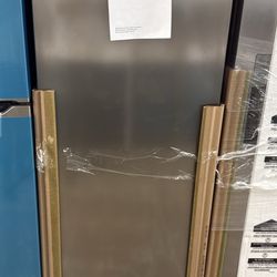Frigidaire Stand Up Freezers