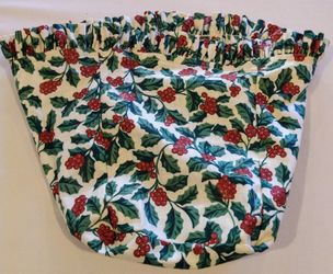 Retired Longaberger Tall Tissue Liner Traditional Holly