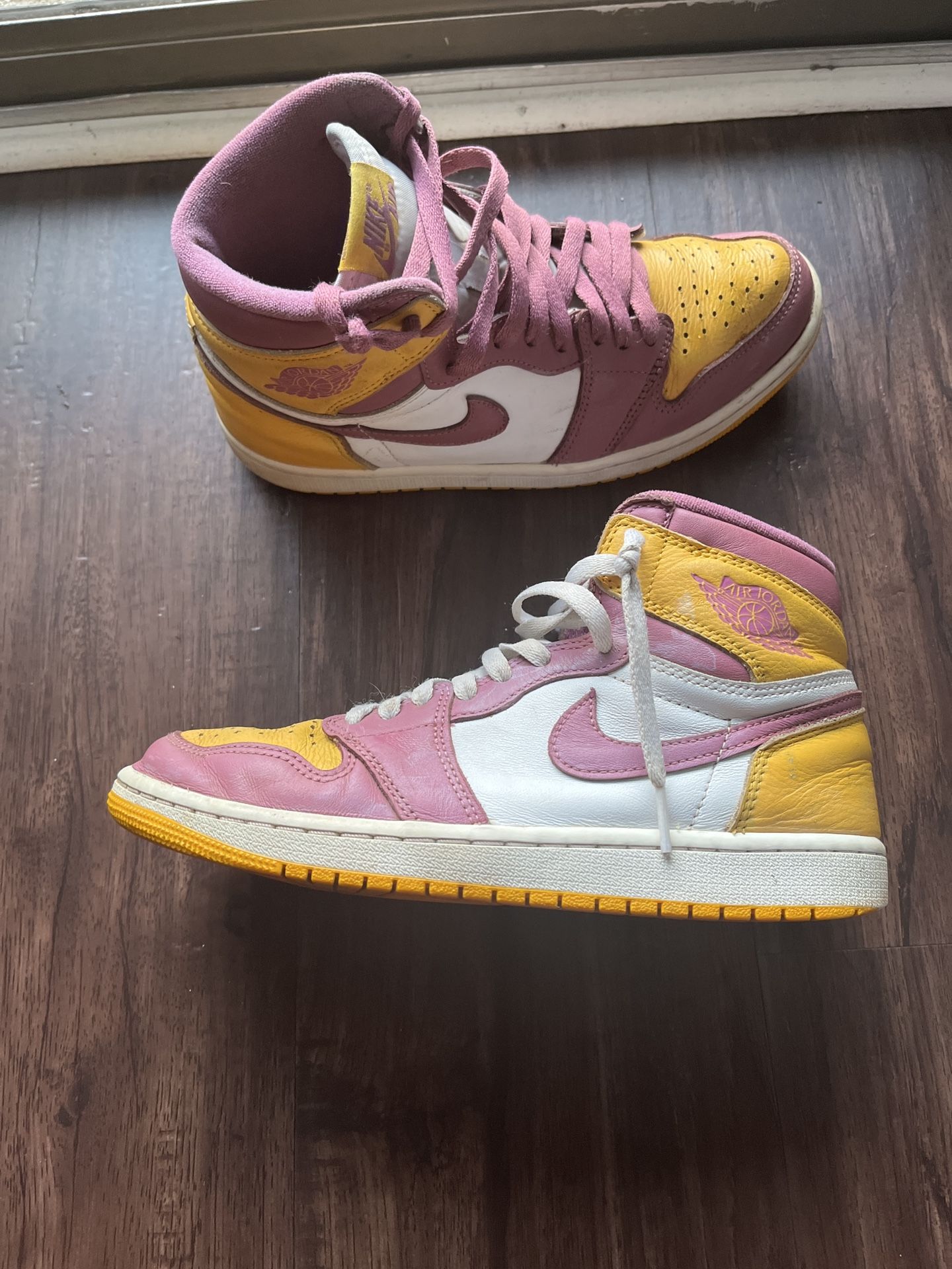Jordan 1 Retro📲✅