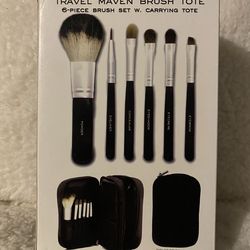 NIB Makeover Essentials Travel Maven Brush Tote - 6 Piece Brush Set (Black Tote)