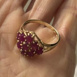10k Gold Ruby Cluster Ring 