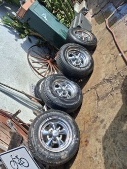 14x7 CRAGAR WHEELS!! 425$