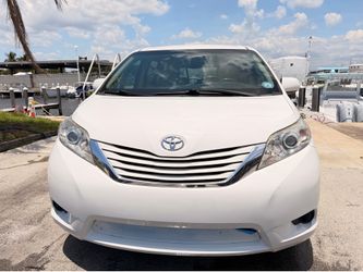 2015 Toyota Sienna