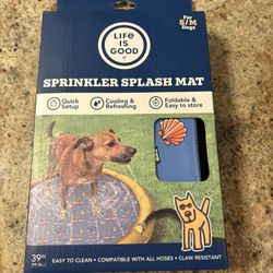 Life Is Good Sprinkler Splash Mat For S/M Dogs