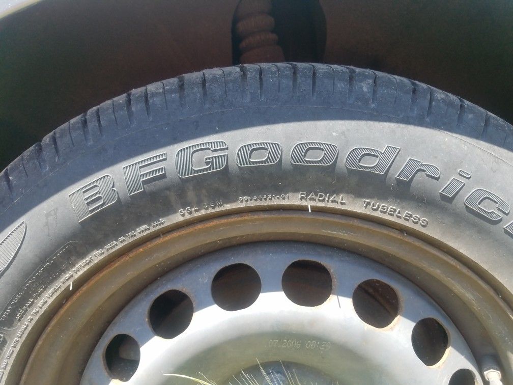 215 55 16 bf Goodrich