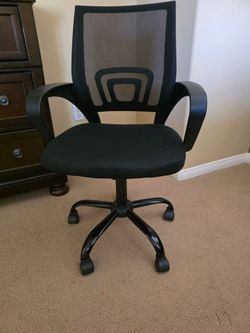 Black Mesh Back Office Chair