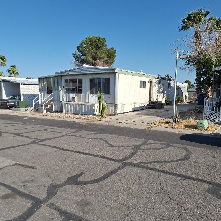 Double wide mobile home 3 bedroom.
Family park