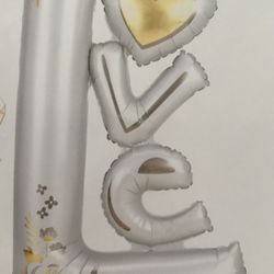 “Big Love Balloon” $19.99