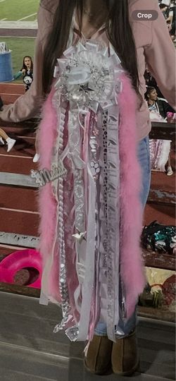 Hoco Mum