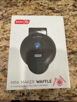 Dash mini waffle maker