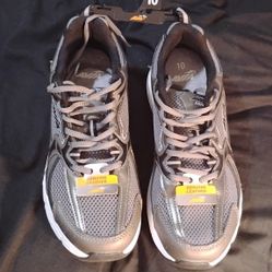 Men's Avia Size 10