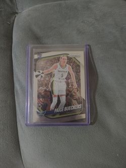 Paige bueckers basketball card