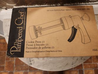The Pampered Chef Cookie Press