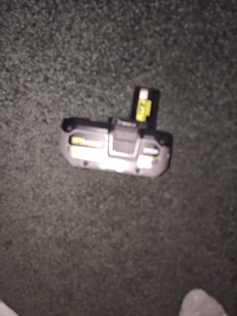 18 V RYOBI LITHIUM BATTERY