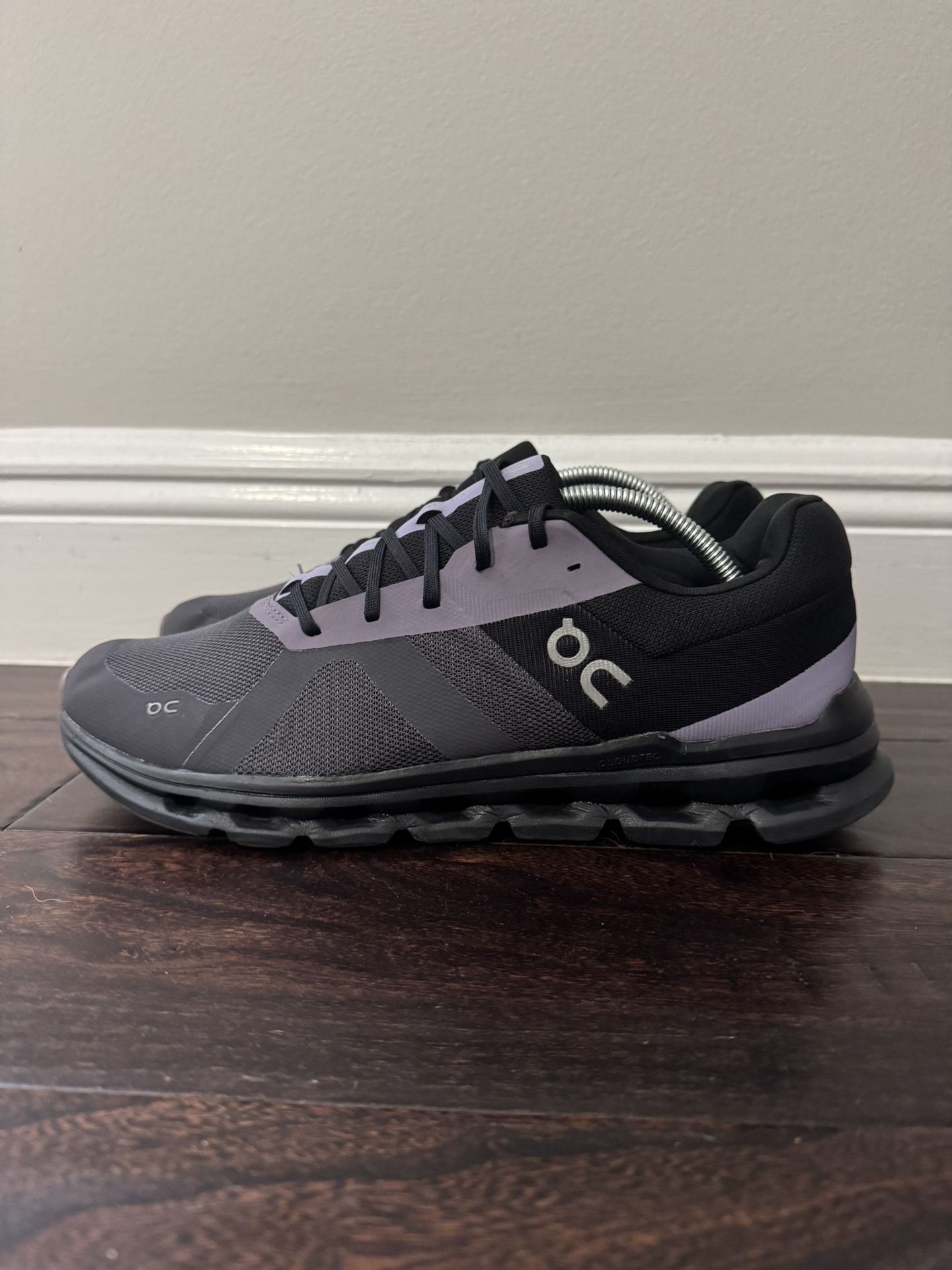 Mens ON Running Cloud Runner Iron Black Size 10.5 On Cloud
